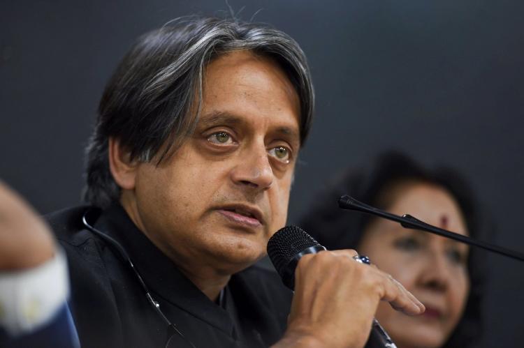 Shashi tharoor