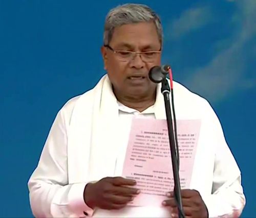 Siddaramaiah swearing in as Karnataka CM