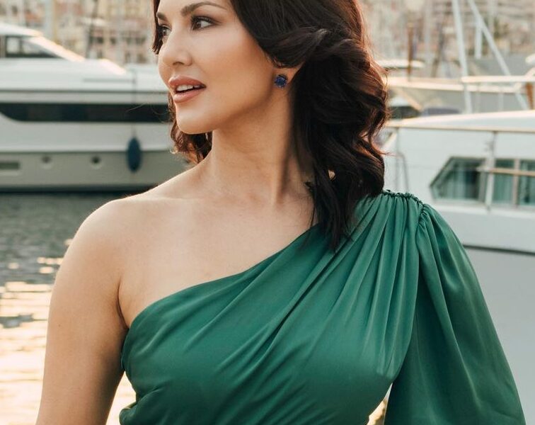 Sunny Leone Cannes 2023 debut