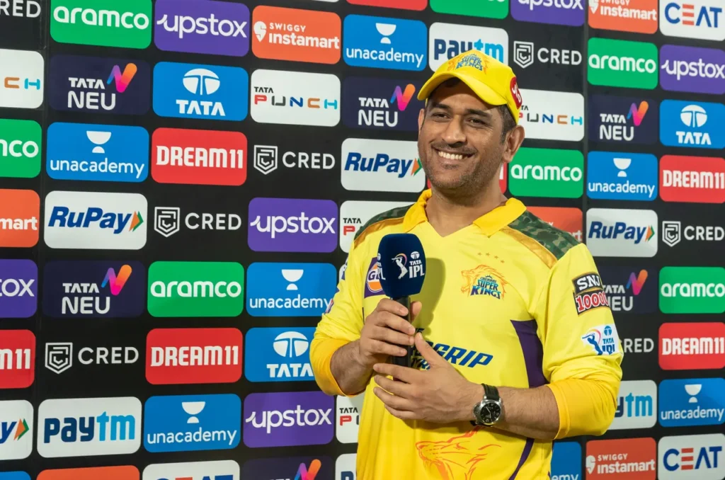 ms dhoni at ipl 2023 presentation