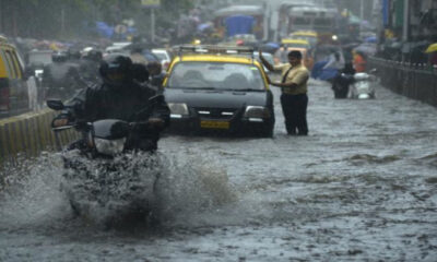 Maha CM orders government offices to close early due to heavy rain