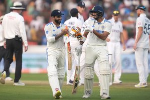 jadeja with axar patel