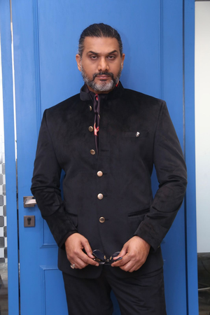 Ali Hassan will be seen with long hair, man bun, white beard in 'Main Hoon Saath Tere'