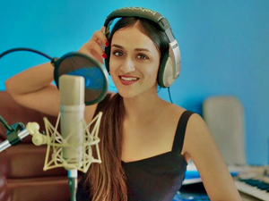 'Tribhuvan Mishra CA Topper' singer Neha Karode reflects on her journey from baking to singing