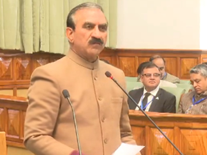 Himachal CM announces free treatment, medicines for cancer patients